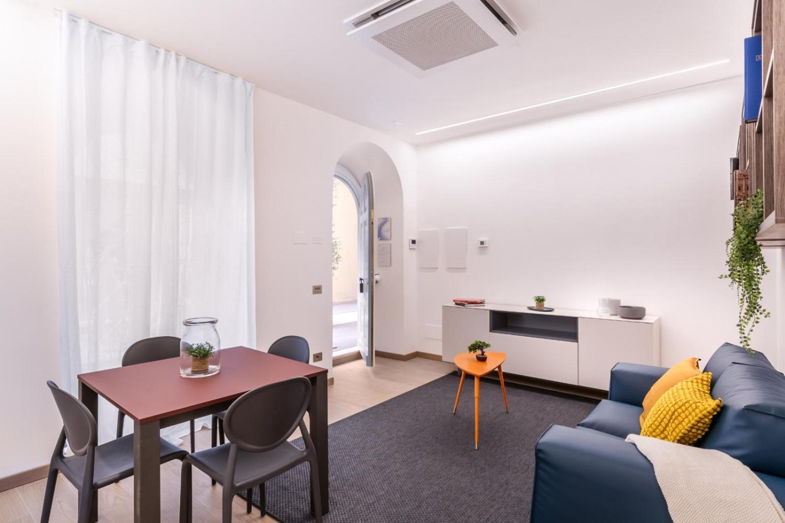 Exclusive In The Centre Of 204 * Rome